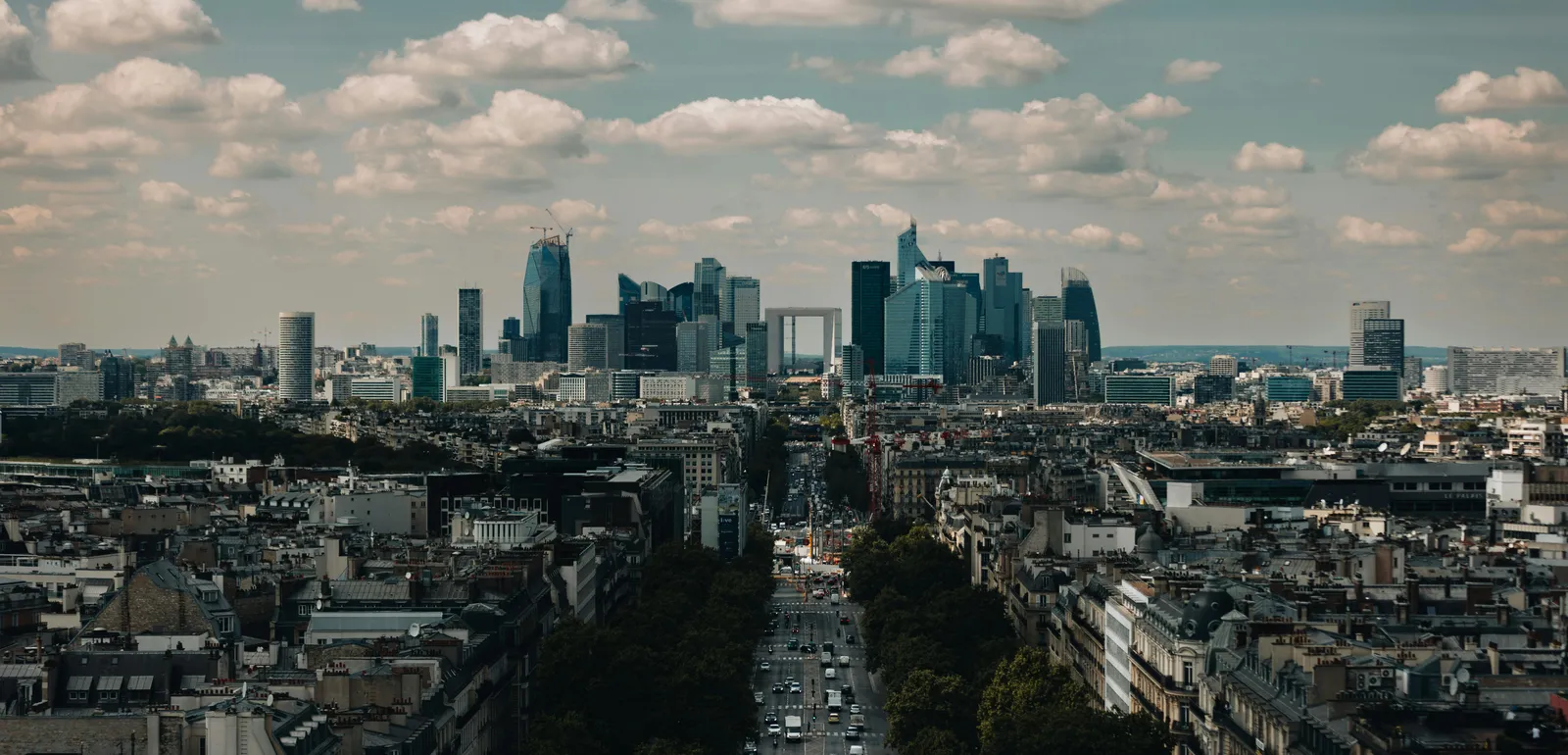 Panoramic View of Paris Business Center Skyline 